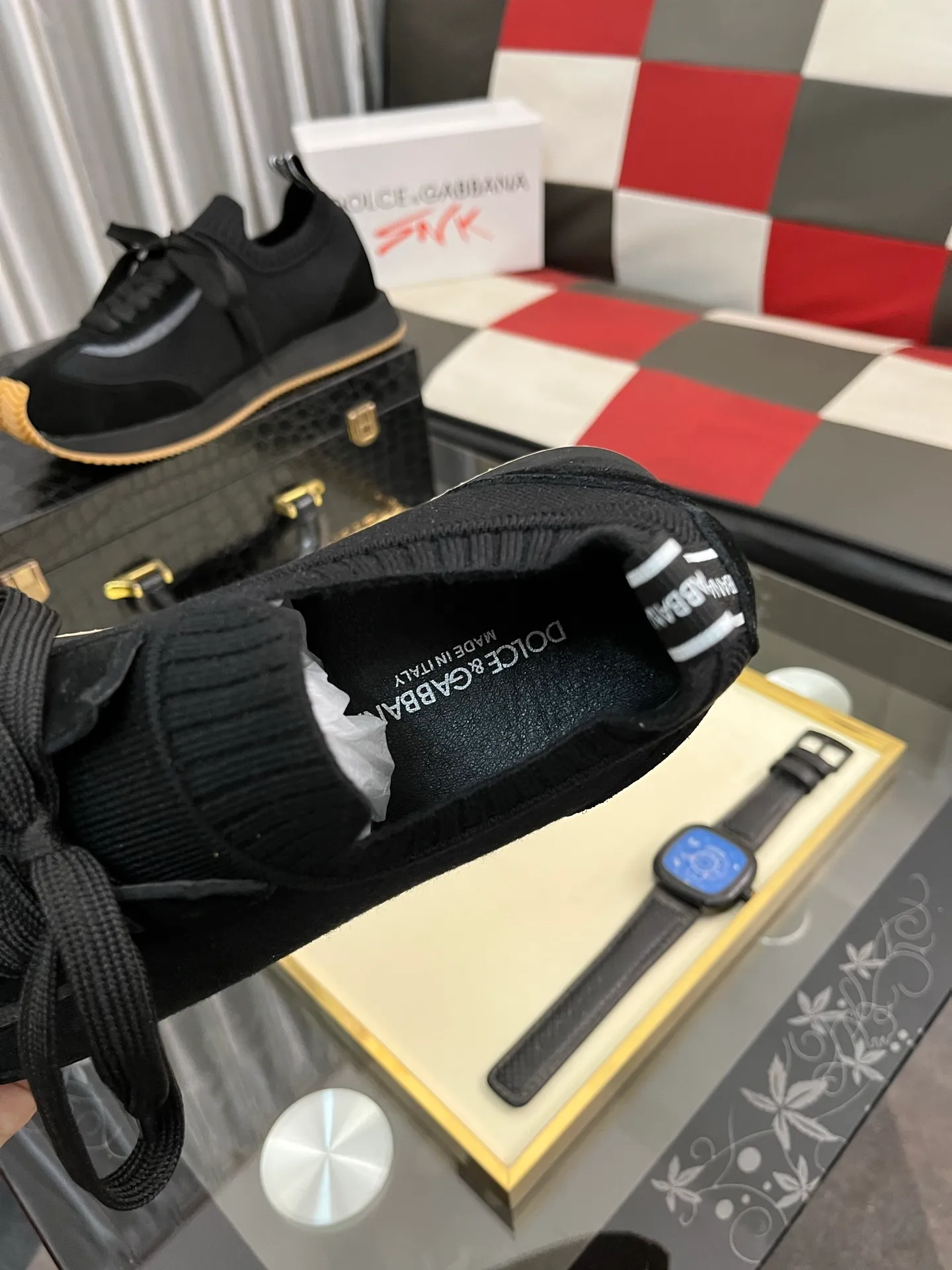 Men's Men's Shoes💰420⌚️⌚️••Dolce&Gabbana••DG✔️High-end men's sports and casual shoes. Original goods from top counters. Original imported cowhide, multi-material splicing design ➕Imported cowhide lining, cowhide feet ➕Original TPR elastic outsole. Size: 36-46🔟Colors available